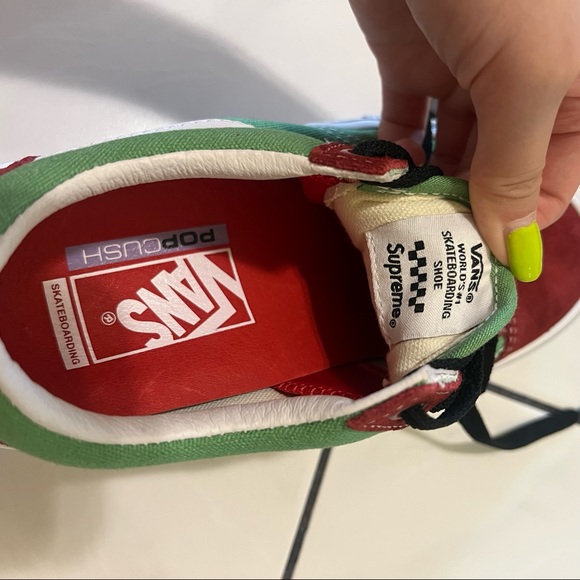 Vans Skate Old Skool Sneakers
Supreme Tribal Barbed Wire Green size 4.5/6.0 - Picture 7 of 10